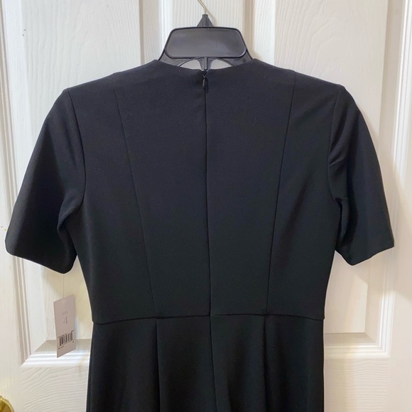 NWT Donna Morgan LITTLE BLACK DRESS Short Sleeve, crew neck, Fit & Flare - Picture 8 of 9